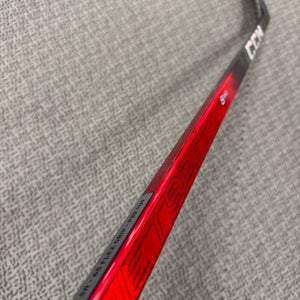 Senior Red CCM JetSpeed FT8 Pro Right Handed Hockey Stick P29+1/4 65 Flex (New)