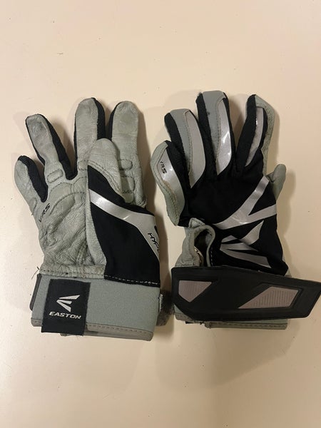 Small Easton Z3 Hyperskin Batting Gloves (Used)