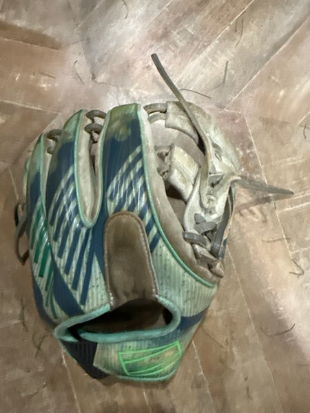 Rawlings REV1X RH Baseball Glove 11.5" (Used)