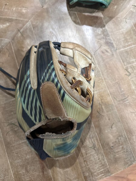 Rawlings REV1X RH Infield Baseball Glove 11.5" (Used)