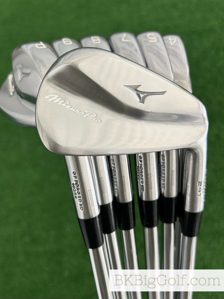 Mizuno Pro 241 Forged Iron Set 4-P / KBS Tour 120 Stiff