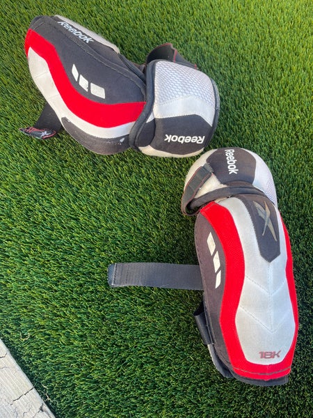 Senior Large Reebok 18K Elbow Pads Pro Stock (Used)