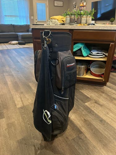 Men's Hi-Tech Knight Bag (Used)