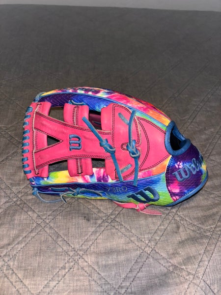 Custom Tie-Dye Wilson A2000