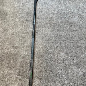 Junior CCM Ribcor Trigger 6 Pro Right Handed Hockey Stick P29 40 Flex (Used)