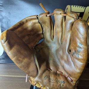 Vintage Mickey mantle Rawlings Baseball Glove (Used)