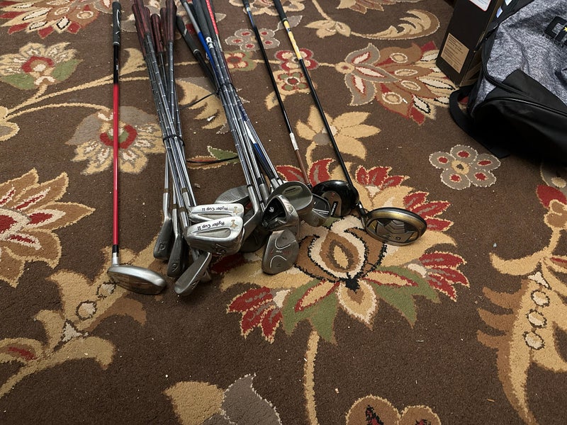 Lot of 25 Used Golf Clubs