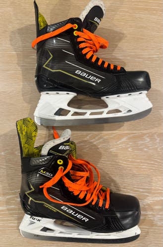 2024 Bauer Supreme M30 Hockey Skates Extra Wide Width 11 (Used)