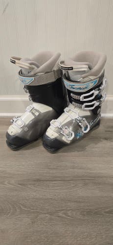 Mondo 26 & 26.5 Women's Tecnica All Mountain Viva Ski Boots Soft Flex (Used)