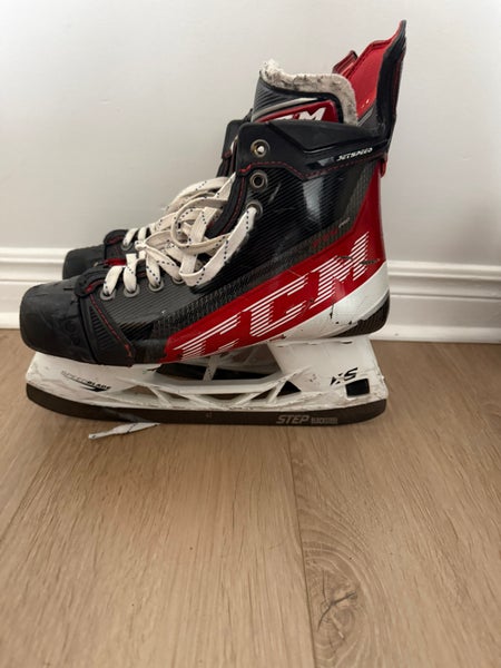 2021 CCM JetSpeed FT4 Pro Hockey Skates Regular Width Pro Stock 7 (Used)