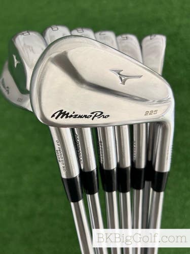 Mizuno Pro 225 Forged Iron Set 4-P / Dynamic Gold 120 Stiff