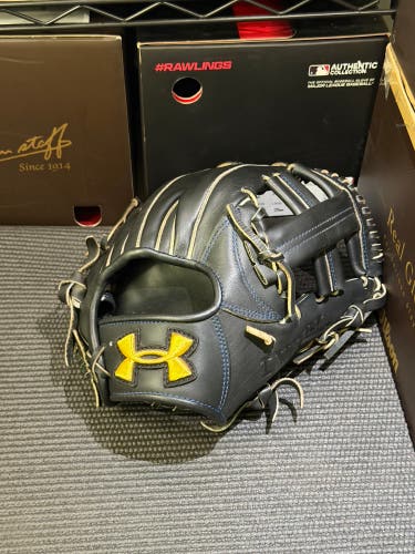 Under Armour Genuine Pro RH Infield Baseball Glove 11.5" (Used)