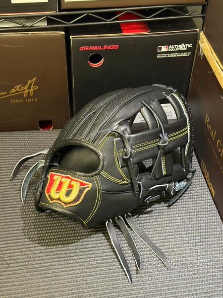NWTs Wilson Staff RH WTAHWSDLT Infield Baseball Glove 11.5" (New)