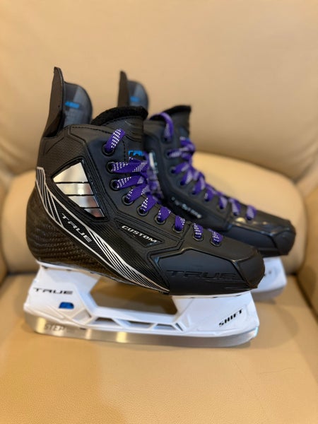 True Custom Pro Hockey Skates Regular Width Size 5