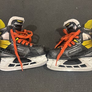 Bauer Vapor 3X Hockey Skates Wide Width 12 (Used)