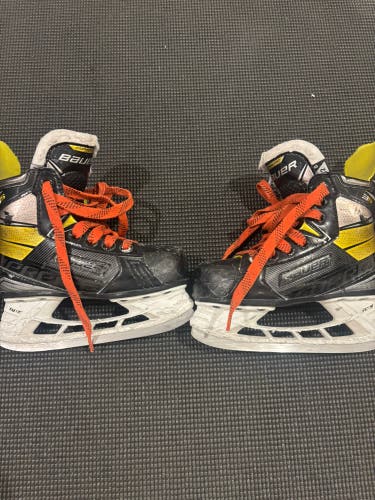 Bauer Vapor 3X Hockey Skates Wide Width 12 (Used)