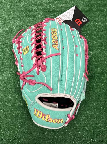Wilson A2000 12.75" SCOT7  Left Handed Outfield Baseball Glove Spin Control