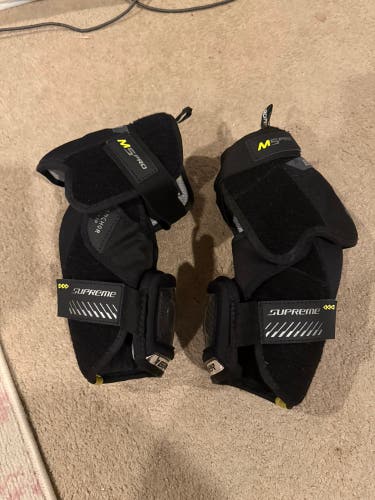 Senior Medium Bauer Supreme M5 Pro Elbow Pads (Used)