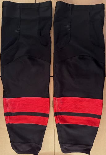 Used Carolina Hurricanes Black/Red Alternate Pro Stock Fanatics Hockey Socks Size XL