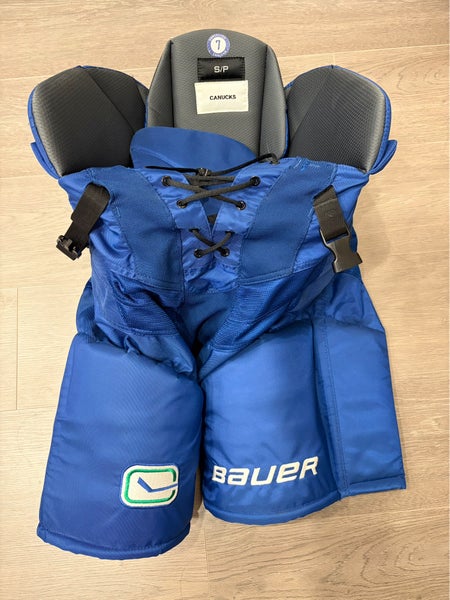 Bauer Nexus Lite Pants Size Small Blue - Vancouver Canucks Pro Stock (Used like new)