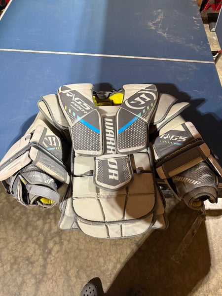 Medium Warrior Ritual G5 Pro+ Goalie Chest Protector (Used)