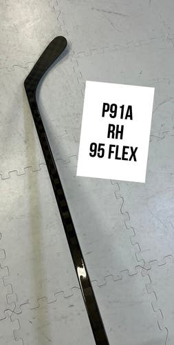 Senior(1x)Right P91A 95 Flex (DRURY) 
ProBlackStock™ Unbranded Blackouts Pro Stock Hockey Sticks