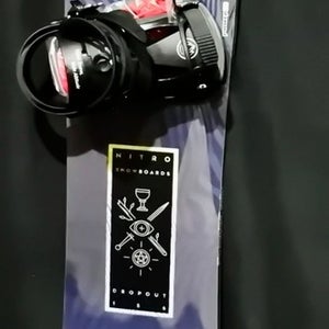 NEW NITRO DROPOUT SNOWBOARD SIZE 156 CM WITH RIDE LARGE BINDINGS