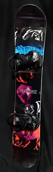 nitro 149 cm snowboard NEW NITRO RUNAWAY SNOWBOARD SIZE 149 CM WITH CHAMONIX MEDIUM BINDINGS |  SidelineSwap