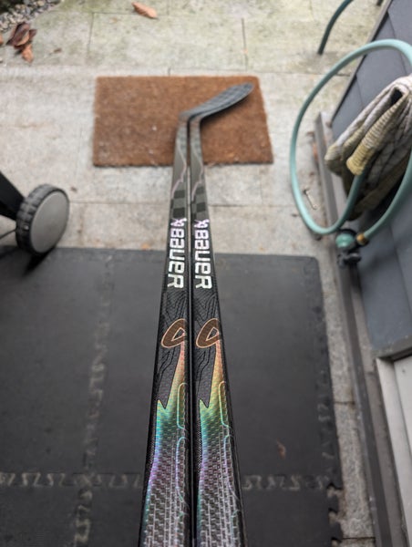 Brand New RH Pro Stock Bauer Vapor Flylite Sticks (Blacked Out) - 82 flex / P92
