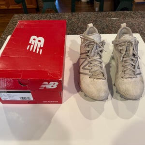 New Balance FreezeLX v4 - Men's Cleats (Size 9.5)