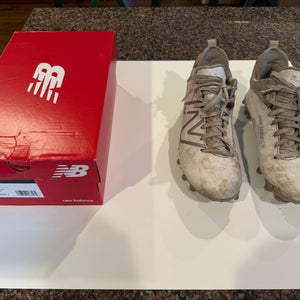 New Balance FreezeLX v4 - Men's Cleats (Size 10)