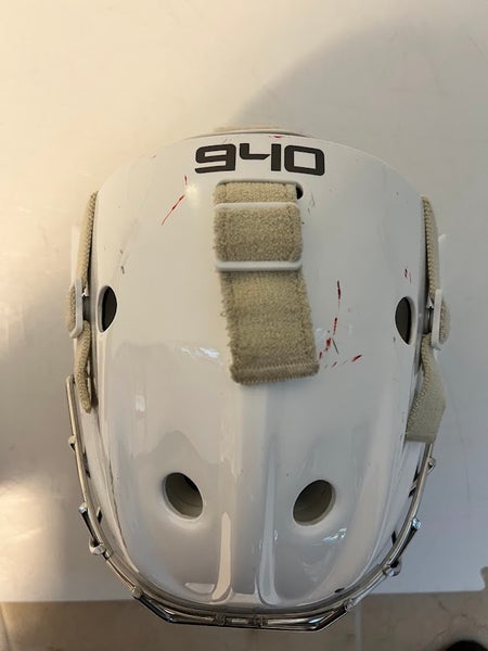 Junior 2021 Bauer 940 Goalie Mask (Used)