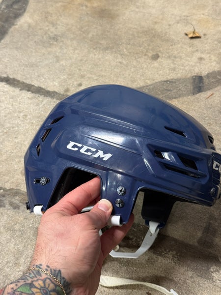 USED CCM Tacks 710 Large - Navy Blue