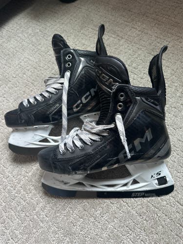 2024 CCM Tacks XF Pro Hockey Skates Regular Width 7.5 (Used)