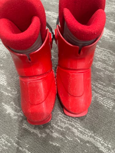 Mondo 16 & 16.5 Kid's Nordica Ski Boots (Used)