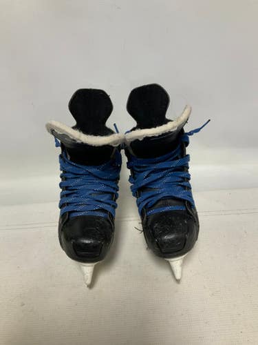 Used Bauer SUPREME 140 Junior Hockey Skate Junior 04 11823-S000035996
