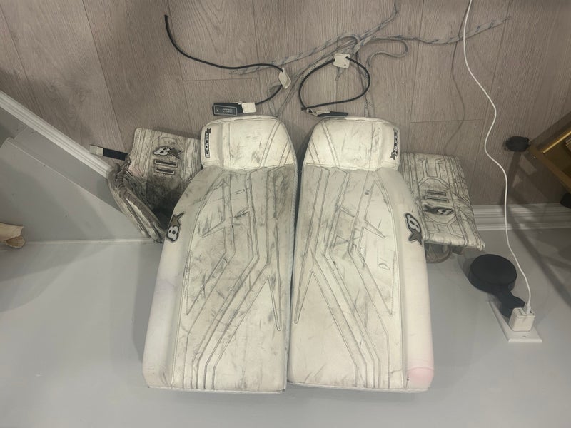 29" Brian's Iconik X Goalie Leg Pads (Used)