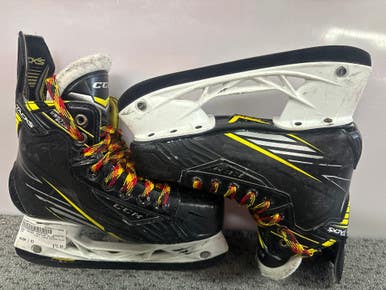 Used CCM TACKS VECTOR PLUS Junior Hockey Skate Junior 03 11858-S000079431