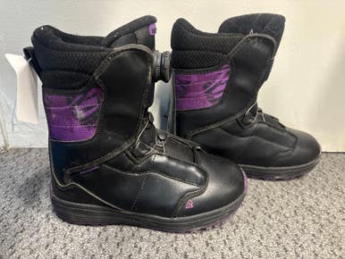 Used RIPZONE BOA SNOWBOARD BOOTS Girls Snowboard Boots None Junior 05 11858-S000081853