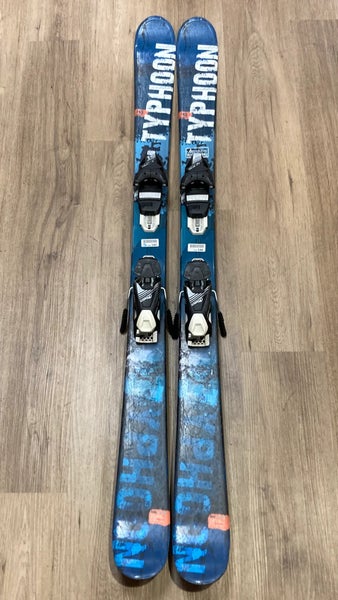 Used Junior Axis Typhoon 145 cm Skis | Tyrolia SLQ 7.5 Bindings | Max DIN 7.5