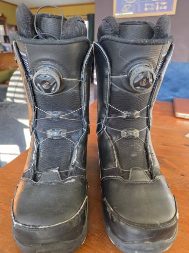 Size M 8.5 (W 9.5) K2 Lewiston Snowboard Boots (Used)