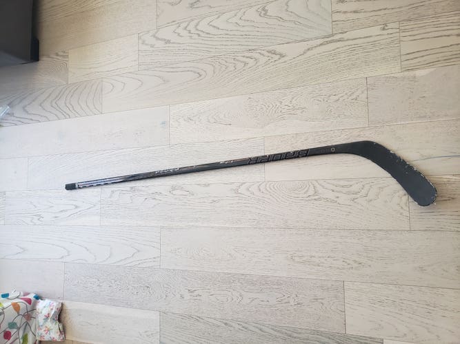 Junior Bauer Twitch Right Handed Hockey Stick P92 40 Flex (Used)