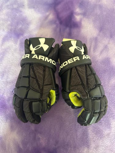 Black Under Armour Command Lacrosse Gloves 9" (Used)