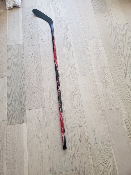 Junior Bauer Vapor FlyLite Left Hand Hockey Stick P28 40 Flex (New)