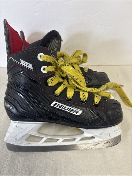 Junior Youth Size 13 Bauer NS Ice Hockey Skates