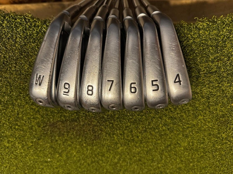 Ping BluePrint S 4-PW Iron Set, Dynamic Gold 120 X-Stiff Flex, RH