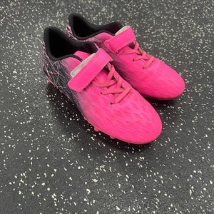 Used Diadora Soccer Cleats Pink Youth 06.5 11849-S000033698