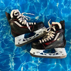 Junior CCM JetSpeed XTra Hockey Skates (Regular) Size 2.5 (Used)