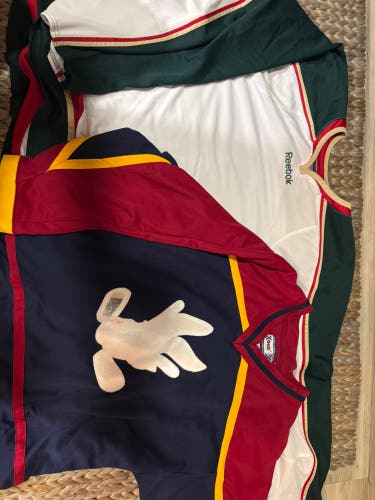 Men’s Hockey Jersey Bundle