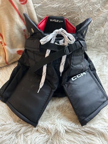 Youth Large/XLarge CCM YTFlex 3 Hockey Goalie Pants (Used)
